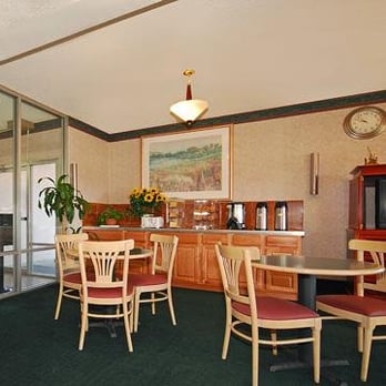 Rodeway Inn & Suites - Breakfast area. - Hotels Near Me - Flagstaff, Arizona Rodeway Inn & Suites - Breakfast area. - Hotels Near Me - Flagstaff, Arizona