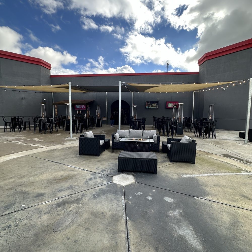 MB2 Entertainment - Outdoor Beer Garden lounge area - Venues & Event Spaces Near Me - Bakersfield, California MB2 Entertainment - Outdoor Beer Garden lounge area - Venues & Event Spaces Near Me - Bakersfield, California