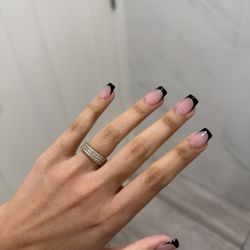 V-Star Nail Lounge - short tapered square frenchies.