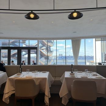 Estiatorio Milos - Inside - Seafood Near Me - New York, New York Estiatorio Milos - Inside - Seafood Near Me - New York, New York