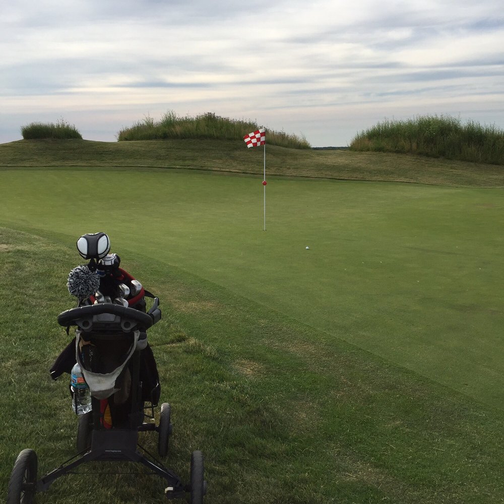 Willow Hill Golf Course - I made the putt for birdie! - Golf Near Me - Northbrook, Illinois Willow Hill Golf Course - I made the putt for birdie! - Golf Near Me - Northbrook, Illinois