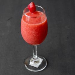 Sheeba Restaurant - Strawberry smoothie