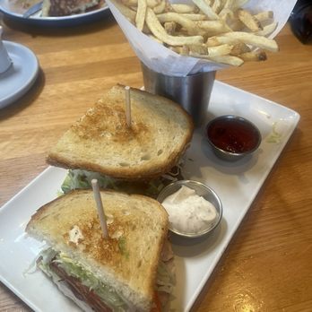 J Nichols Kitchen - Turkey sandwich and hot fries :) - New American Near Me - Marina Del Rey, California J Nichols Kitchen - Turkey sandwich and hot fries :) - New American Near Me - Marina Del Rey, California
