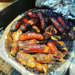 Pit Smoked Bbq La - Hot links & chicken