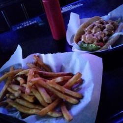 River Bottoms - Shrimp po boy and Cajun fries