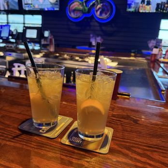 Bubba's 33 - American Near Me - Yuma, Arizona