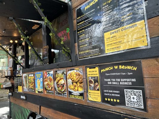 Munch N Brunch Food Truck - Breakfast & Coffee Shop by null