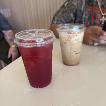 Foleo Coffee - Dragonfruit refresher & Vienna latte - Coffee & Tea Near Me - San Fernando Valley, California Foleo Coffee - Dragonfruit refresher & Vienna latte - Coffee & Tea Near Me - San Fernando Valley, California