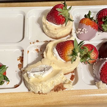 Edible Arrangements - What a mess! - Desserts Near Me - Mahwah, New Jersey Edible Arrangements - What a mess! - Desserts Near Me - Mahwah, New Jersey