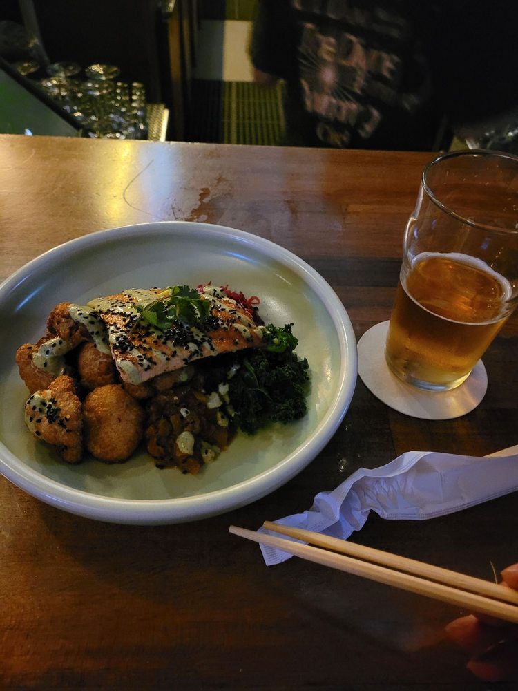 THE LAMPLIGHTER PUBLIC HOUSE 204 Photos & 261 Reviews 92 Water St