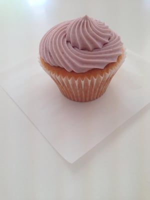 Crystal's Cakes & Cones by null