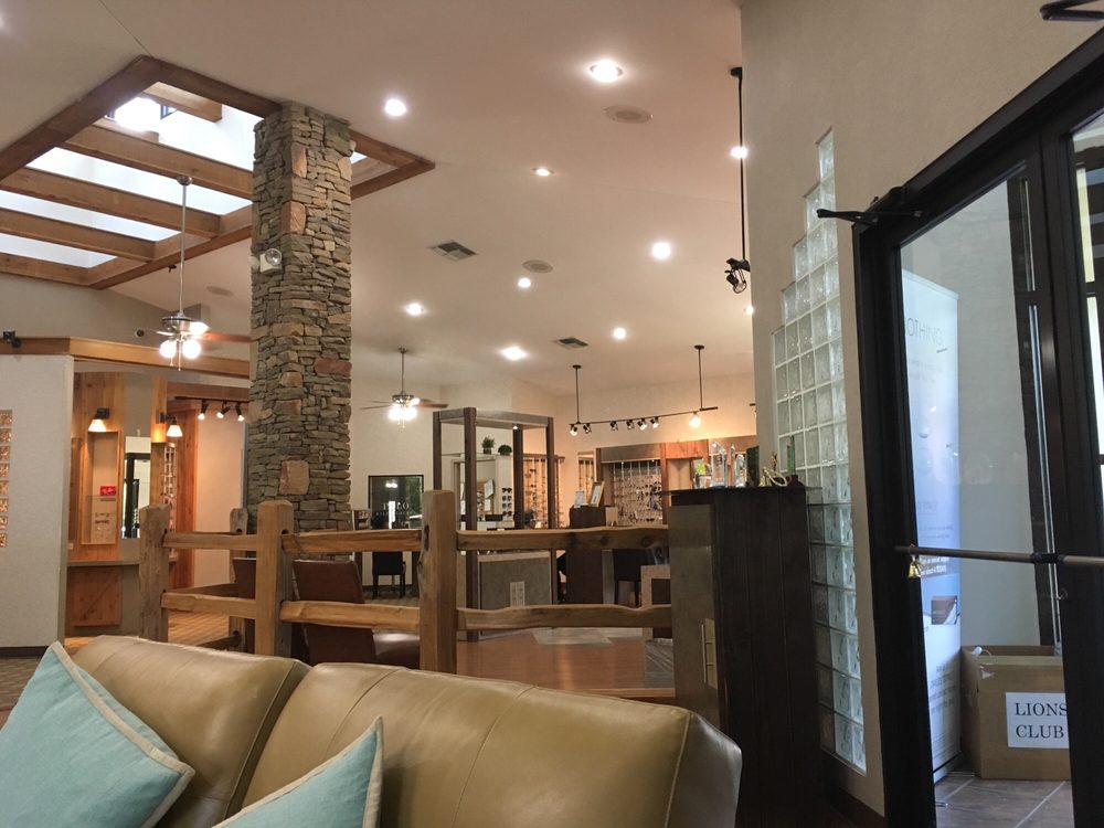 LONGVIEW EYE ASSOCIATES Updated October 2024 17 Reviews 1821