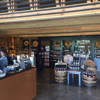 Wild Turkey - Gift shop - Distilleries Near Me - Lawrenceburg, Kentucky