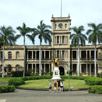 Kamehameha Statue - Public Art Near Me - Honolulu, Hawaii
