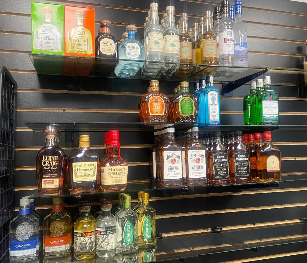 BOXYARD LIQUOR & WINE 2 Updated July 2024 7727 E 21st St, Tulsa