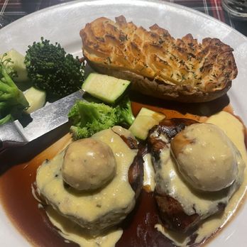 Tartan Room - Delicious food. Filet with mushroom and béarnaise sauce, twice baked potato and veggies. - American Near Me - Orange, California Tartan Room - Delicious food. Filet with mushroom and béarnaise sauce, twice baked potato and veggies. - American Near Me - Orange, California