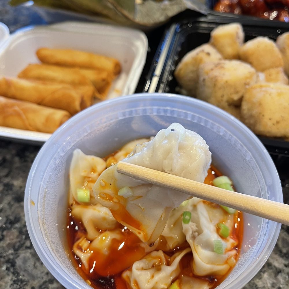 Noodle Thyme - Wonton with Spicy Sauce - Chinese Near Me - Kennewick, Washington