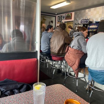 Triangle Diner - Busy day. - Diners Near Me - Saratoga Springs, New York Triangle Diner - Busy day. - Diners Near Me - Saratoga Springs, New York