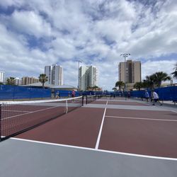 Daytona Beach Shores Pickleball - Beautiful day