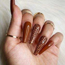 Frida Nails