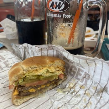 A&W Restaurant - Papa Burger - Burgers Near Me - Manitowoc, Wisconsin A&W Restaurant - Papa Burger - Burgers Near Me - Manitowoc, Wisconsin