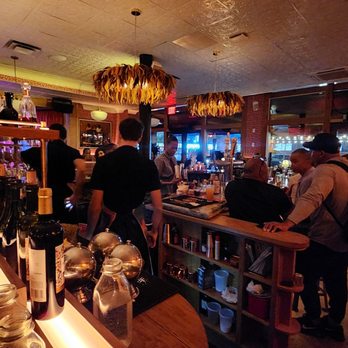 Red Rooster Harlem - Photo of the bar area - American Near Me - New York, New York Red Rooster Harlem - Photo of the bar area - American Near Me - New York, New York