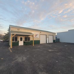 Hometown Garage