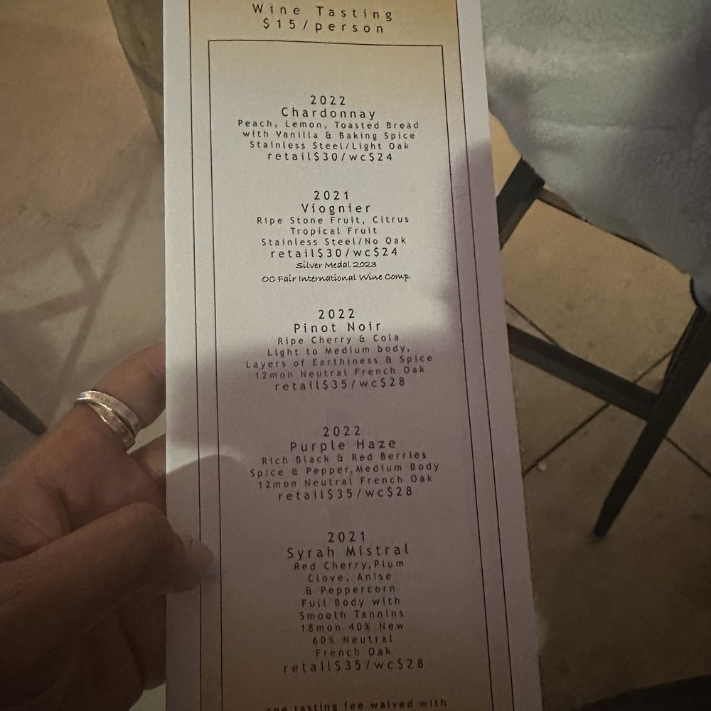 Golden Star Vineyards - The tastings you receive - Wineries Near Me - Littlerock, California