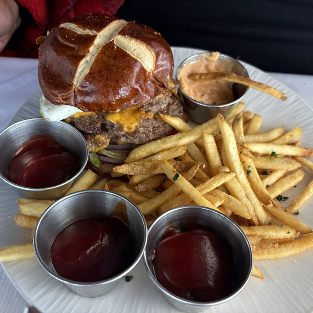 Chart House Prime - Smash burger with fries - Seafood Near Me - Annapolis, Maryland Chart House Prime - Smash burger with fries - Seafood Near Me - Annapolis, Maryland