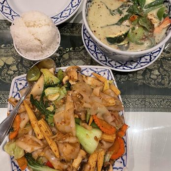 President Thai - Thai Near Me - Pasadena, California