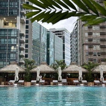 Grand Hyatt Manila - Hotels Near Me - Taguig, NCR