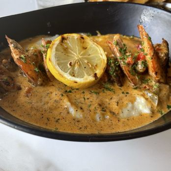 Kitchen + Kocktails By Kevin Kelley - Shrimp Grits - Southern Near Me - Miami, Florida Kitchen + Kocktails By Kevin Kelley - Shrimp Grits - Southern Near Me - Miami, Florida