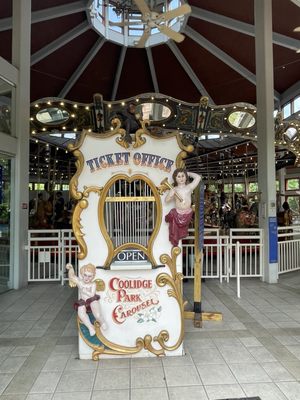 Coolidge Carousel by null