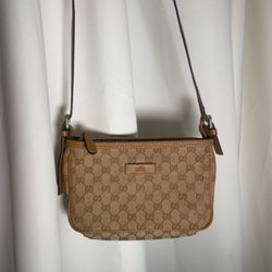 Vintage gucci bag