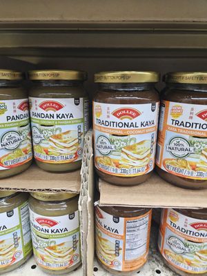 Tan Tin Hung Supermarket by null