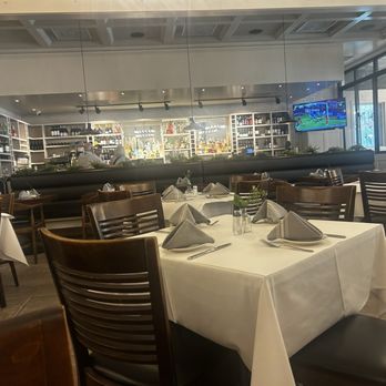Taverna - Inside dining - Italian Near Me - Austin, Texas Taverna - Inside dining - Italian Near Me - Austin, Texas