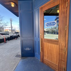 Royal Blue Grocery - Outside