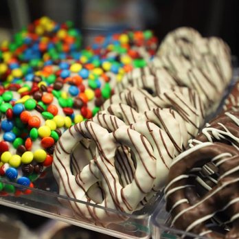 Basket Pizzazz - a variety of chocolate covered doughnuts - Flowers & Gifts Near Me - Carmel, Indiana Basket Pizzazz - a variety of chocolate covered doughnuts - Flowers & Gifts Near Me - Carmel, Indiana