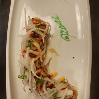 Sushi Ville - Spicy Tuna Tataki Roll - Japanese Near Me - Vancouver, British Columbia Sushi Ville - Spicy Tuna Tataki Roll - Japanese Near Me - Vancouver, British Columbia