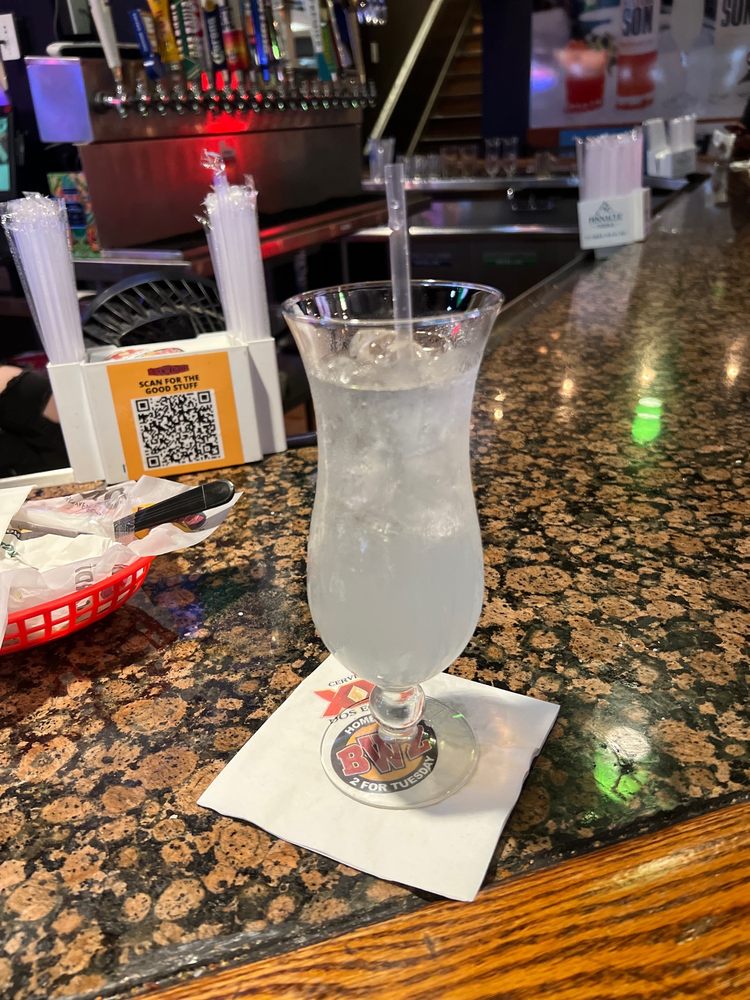 BREWINGZ RESTAURANT AND BAR Updated September 2024 38 Photos & 53