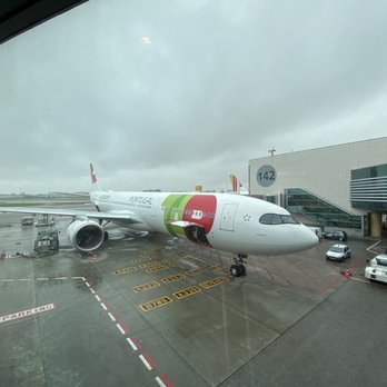 Aeroporto de Lisboa - Airports Near Me - Lisbon, 11