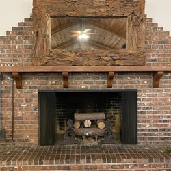 Steele Creek Lodge - Fireplace