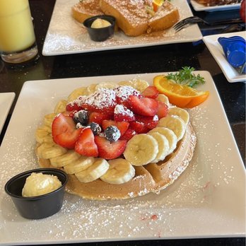 Keke's Breakfast Cafe - Florida waffle - American Near Me - University Park, Florida