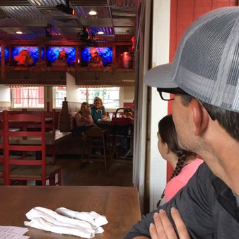 Frizzle Chicken Cafe - A great animated chicken show - Breakfast & Brunch Near Me - Pigeon Forge, Tennessee