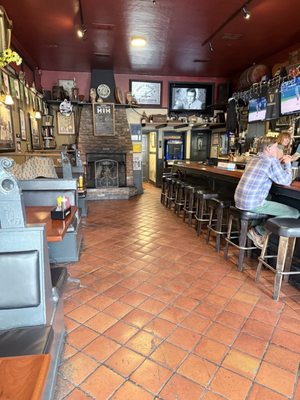 Durty Nelly's by null