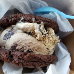 Build Your Own Ice Cream Sandwich