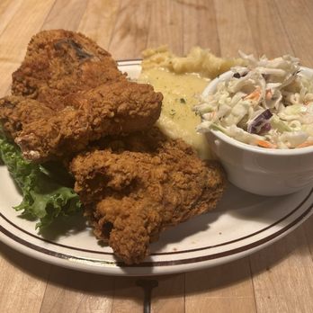 Julian Cafe - 10/14/25 Delicious golden fried chicken with mash n Cole slaw - Bakeries Near Me - Julian, California