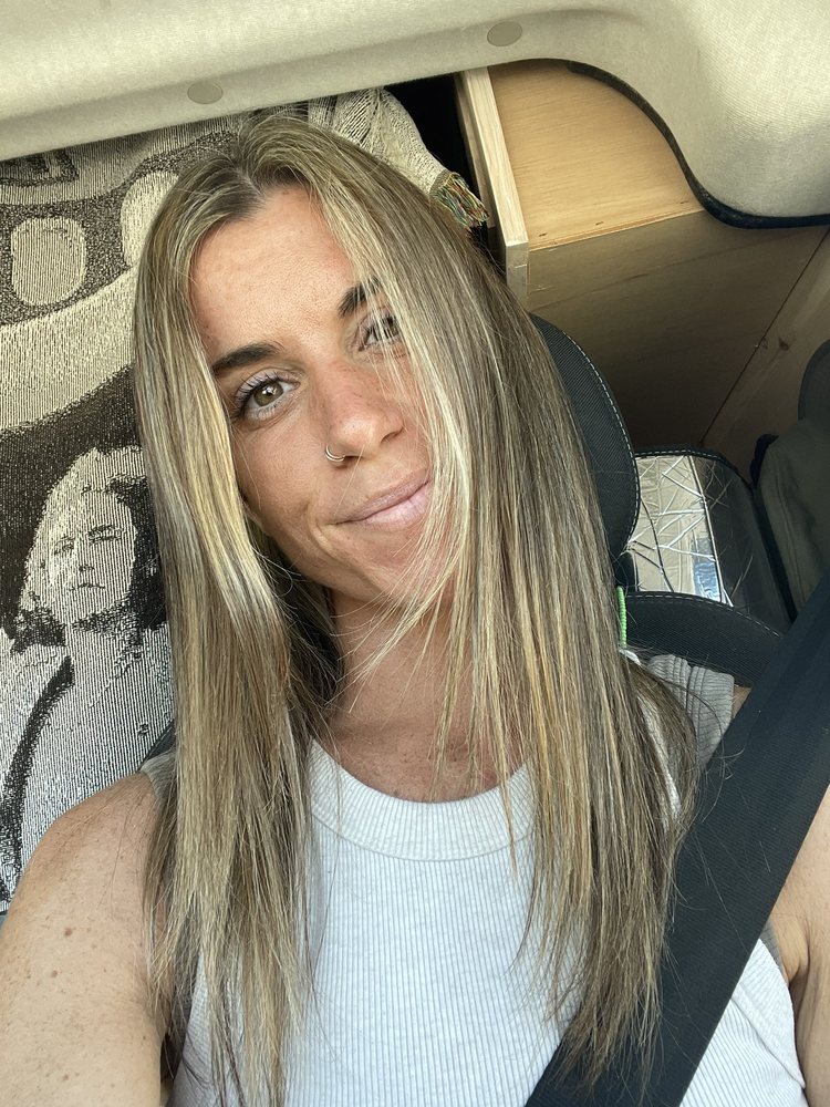 Fiddlehead Hair Studio Logo