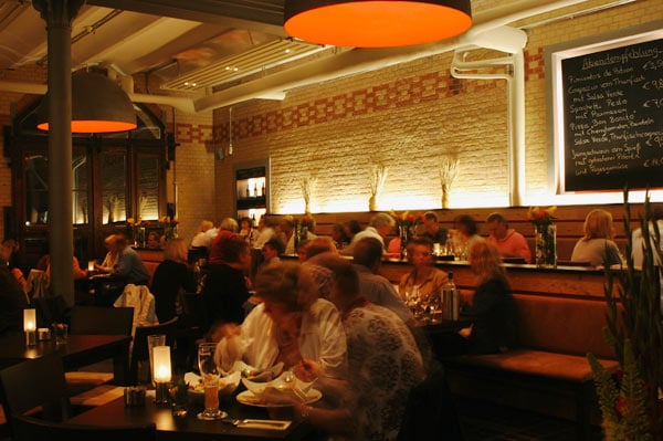 Feuerwache Gastronomiebetriebsges Mbh Waller Stieg 5 28217 Bremen FEUERWACHE - Updated November 2024 - 45 Photos & 64 Reviews - Waller