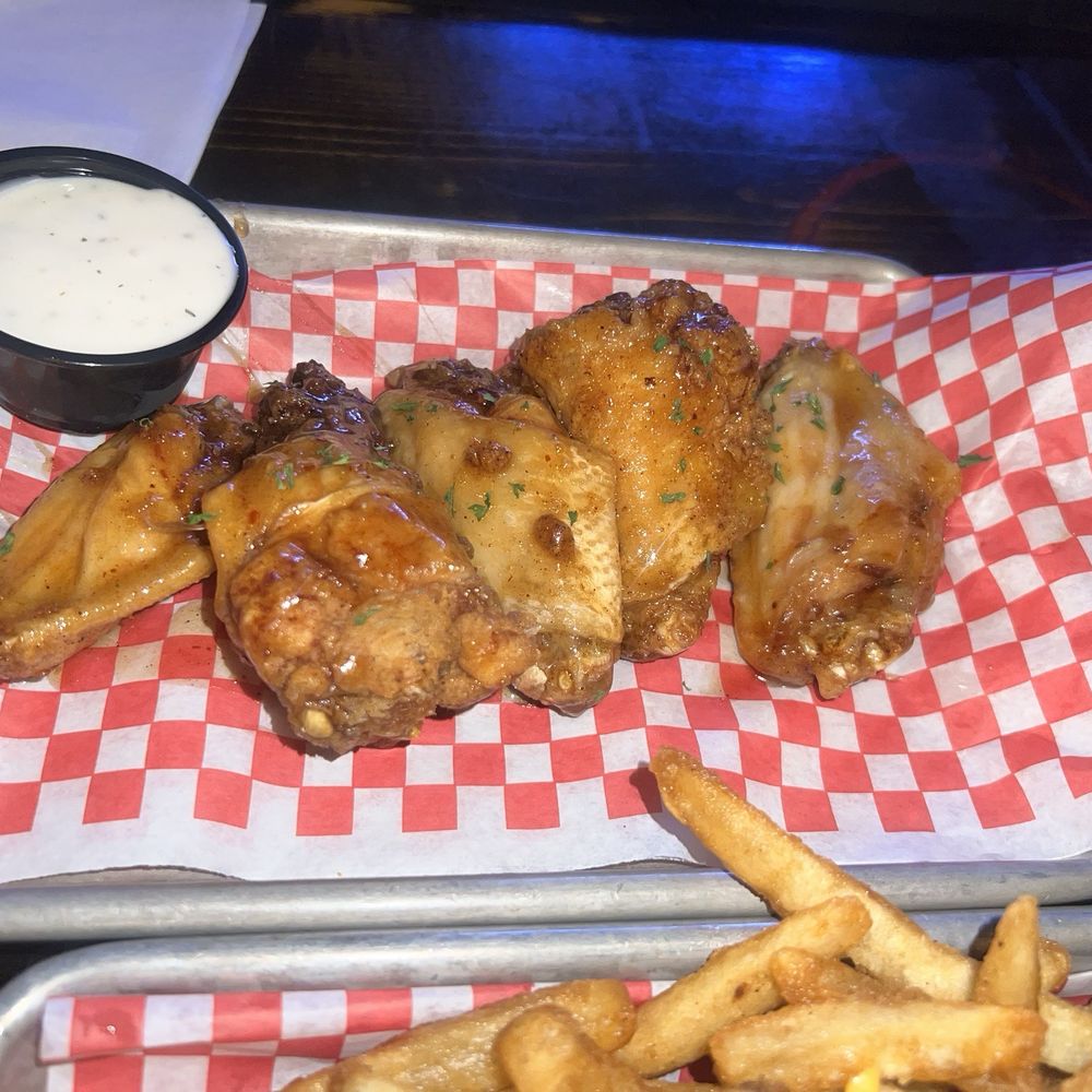 Pig & Brew - OMG SAUCE wings - Barbeque Near Me - Richmond, Virginia Pig & Brew - OMG SAUCE wings - Barbeque Near Me - Richmond, Virginia
